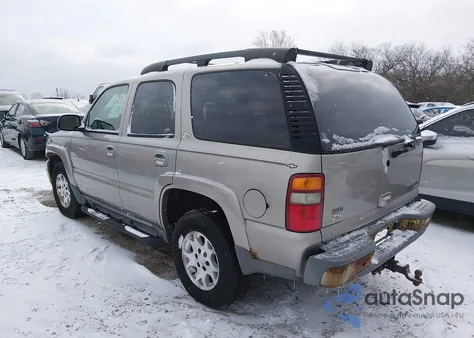 2003 Chevrolet Tahoe Z71 z USA, uszkodzony, nr VIN 1GNEK13Z93R312227